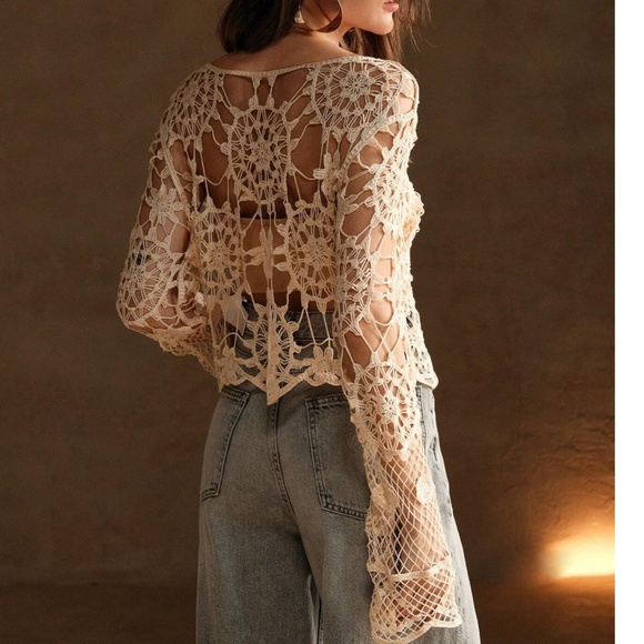 Boho Round Neck Crochet Long Bell Sleeve Blouse - Picture 5 of 10